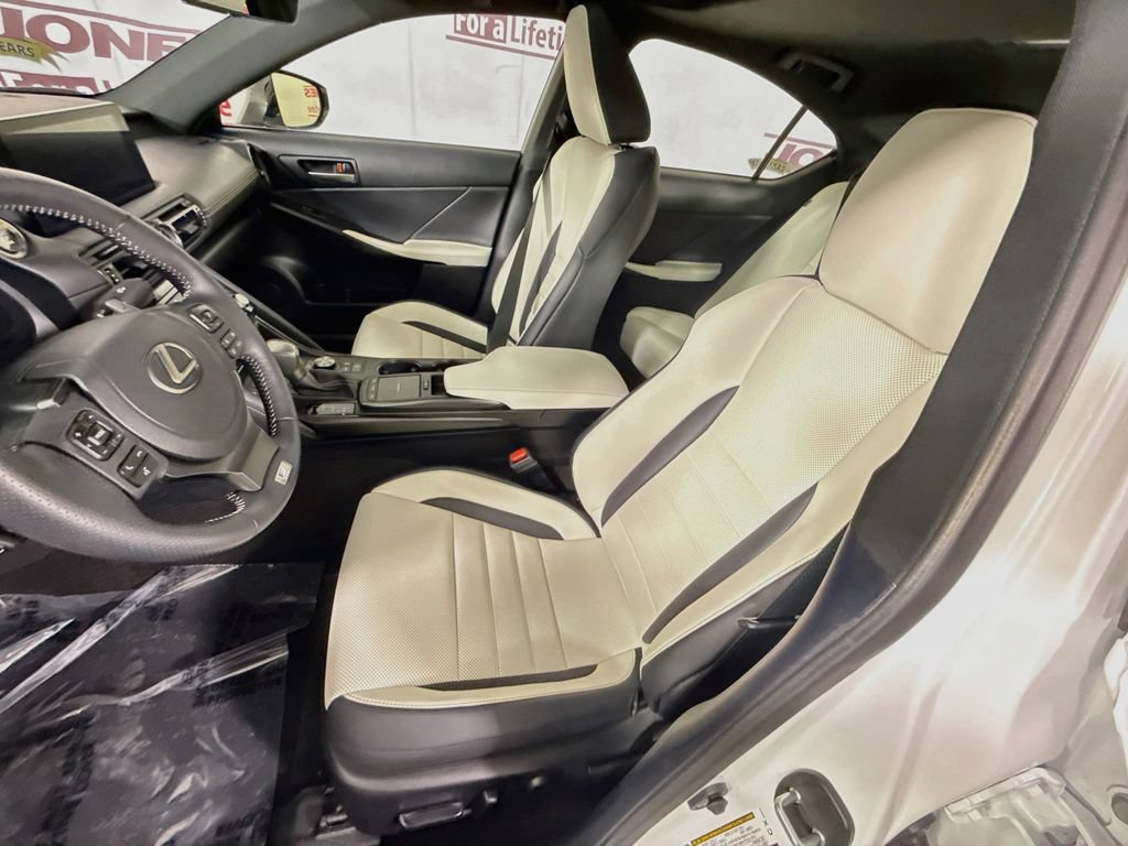 Used 2023 Lexus IS 350 F Sport RWD image 26