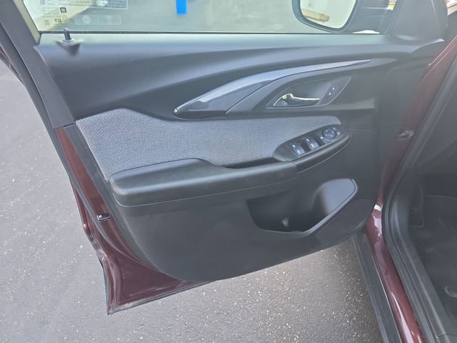 Used 2022 Chevrolet TrailBlazer LT w/ Convenience Package image 10