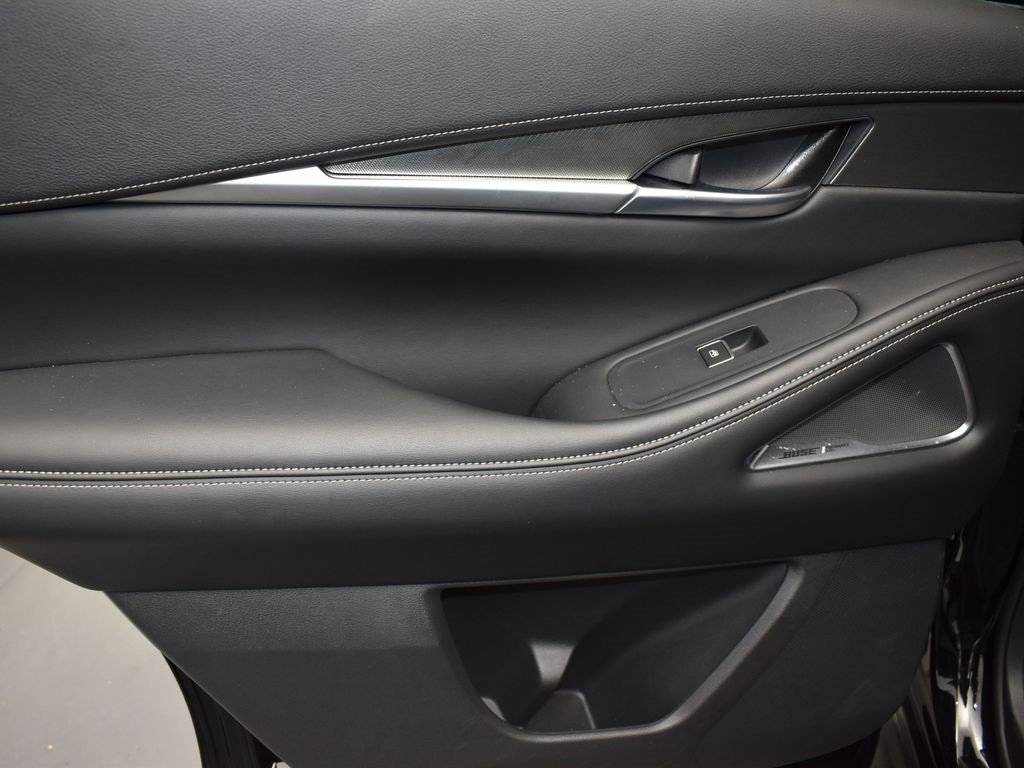 Certified 2025 INFINITI QX60 Luxe image 15