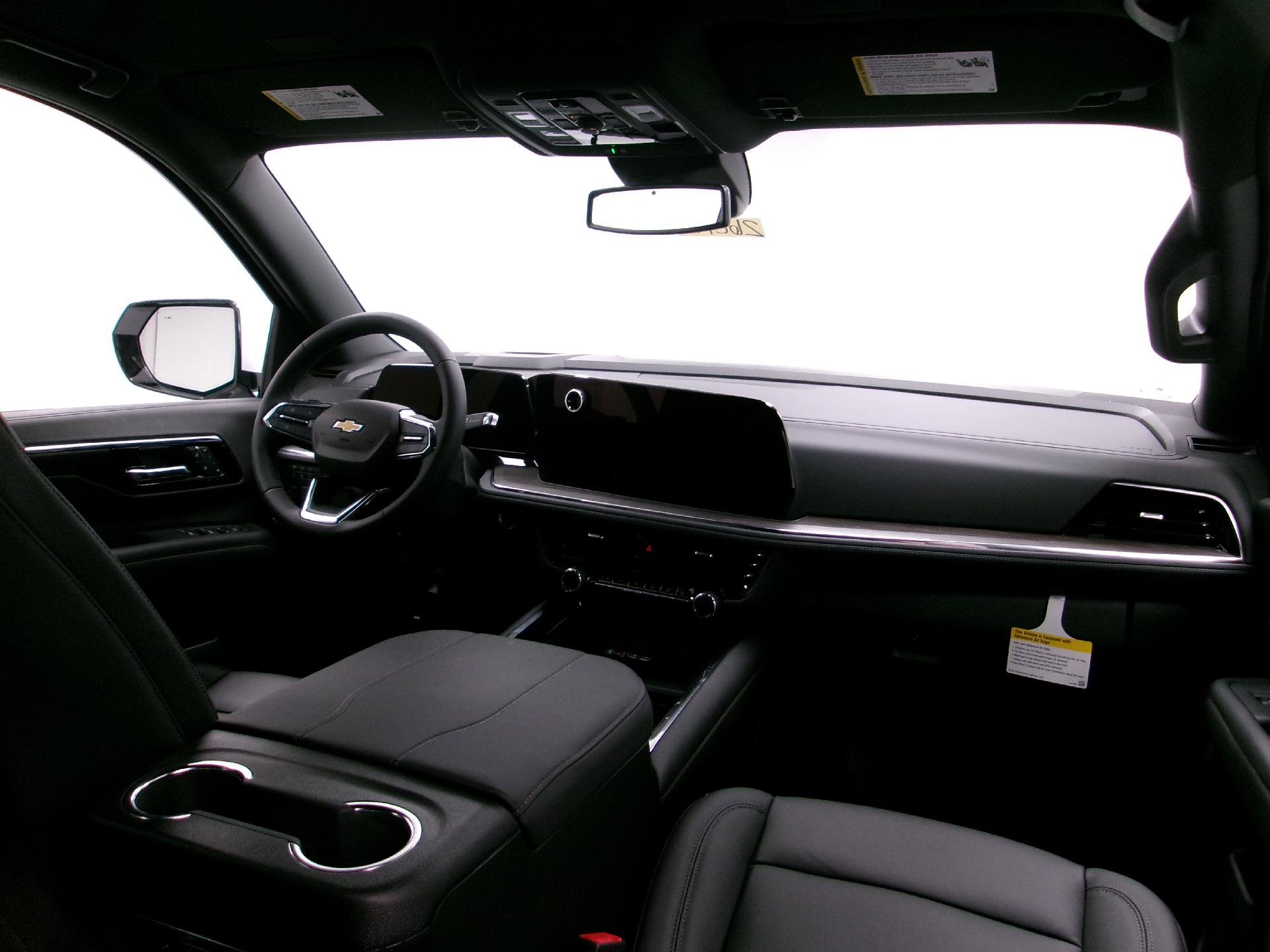 New 2026 Chevrolet Suburban LT w/ Comfort Package image 3