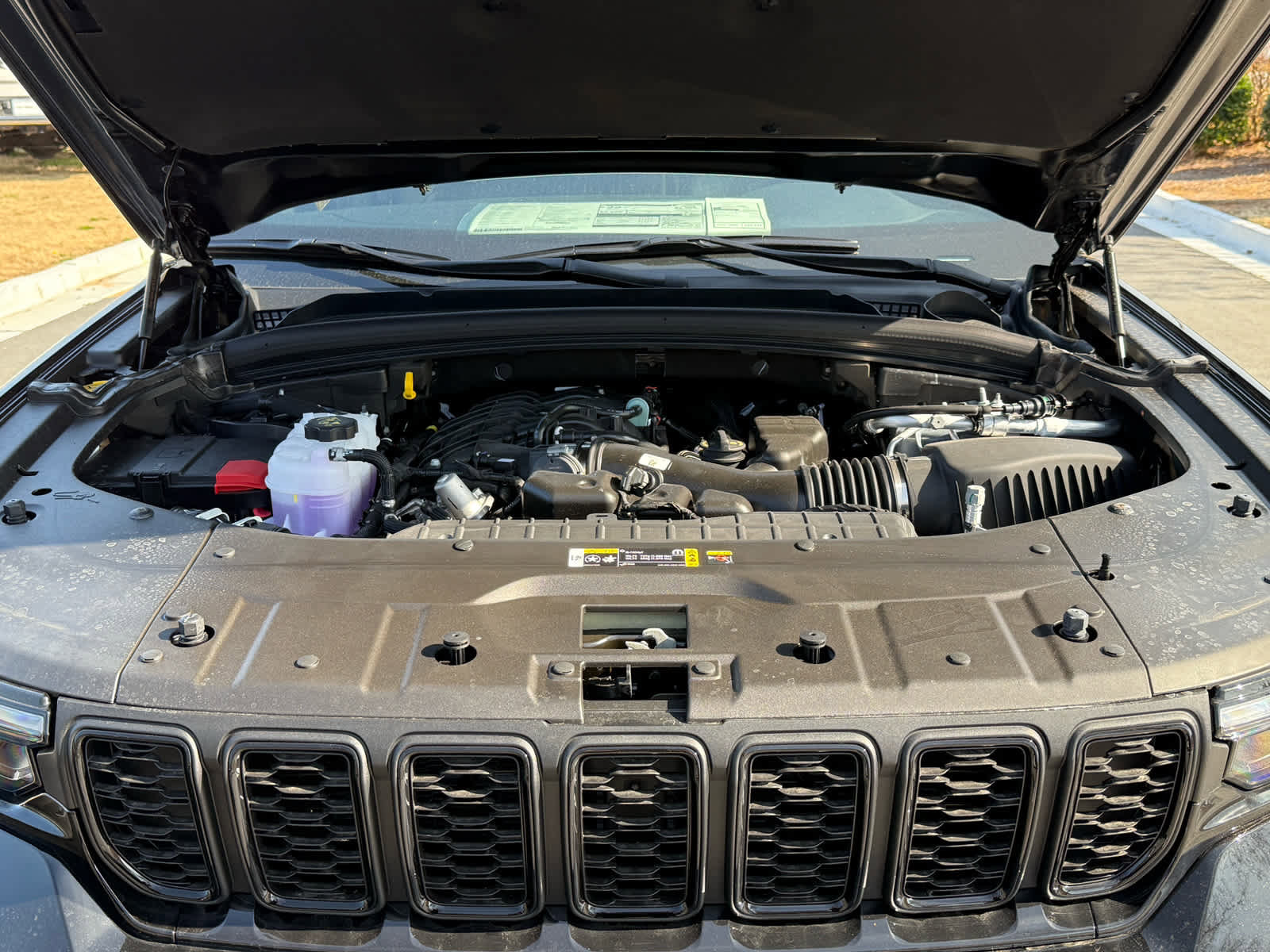 New 2025 Jeep Grand Cherokee Limited image 30