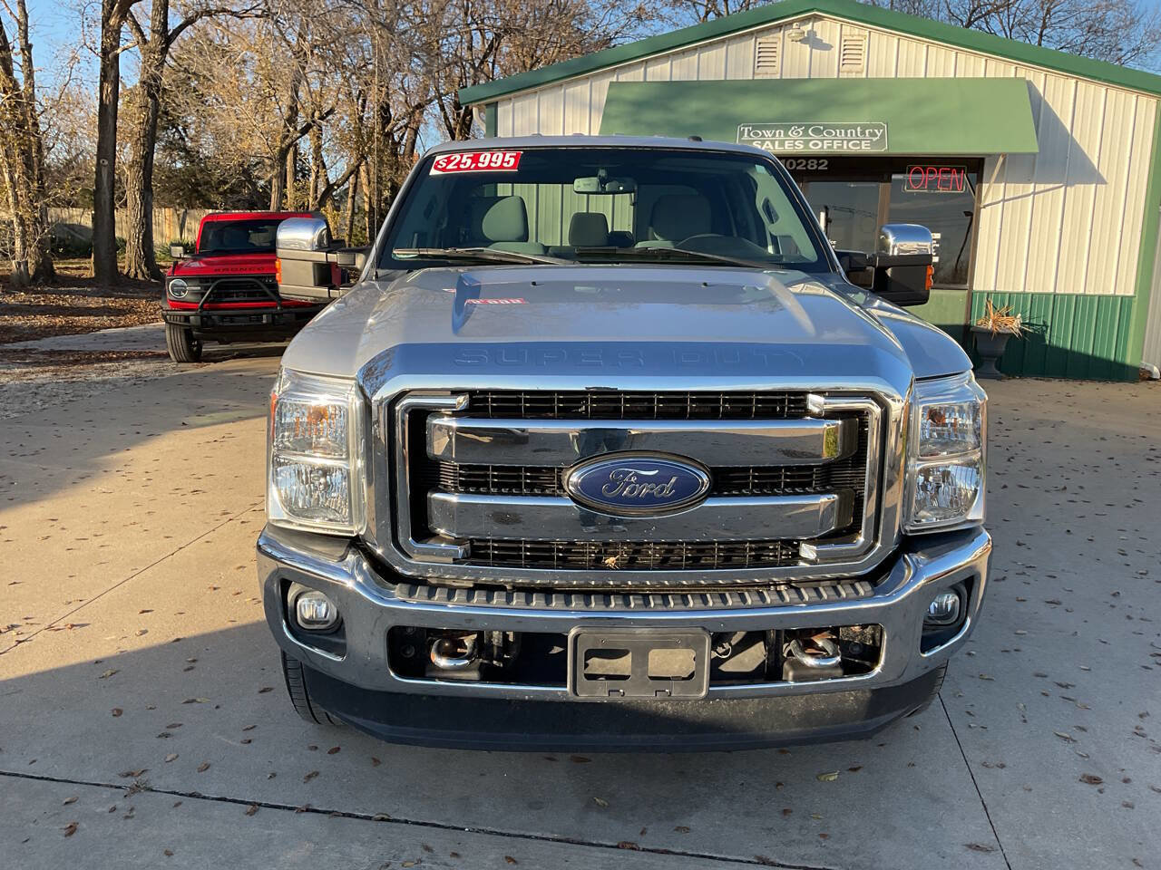 Used 2016 Ford F250 XLT w/ XTR Plus Package image 4