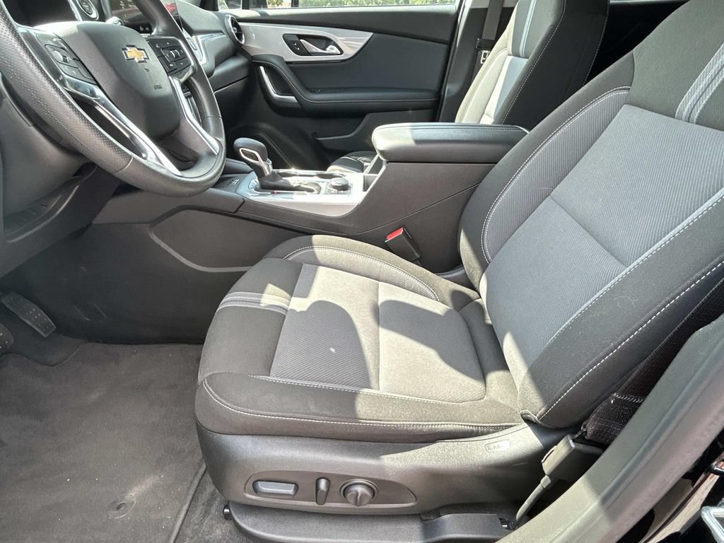 Used 2024 Chevrolet Blazer LT w/ Redline Edition FWD image 18