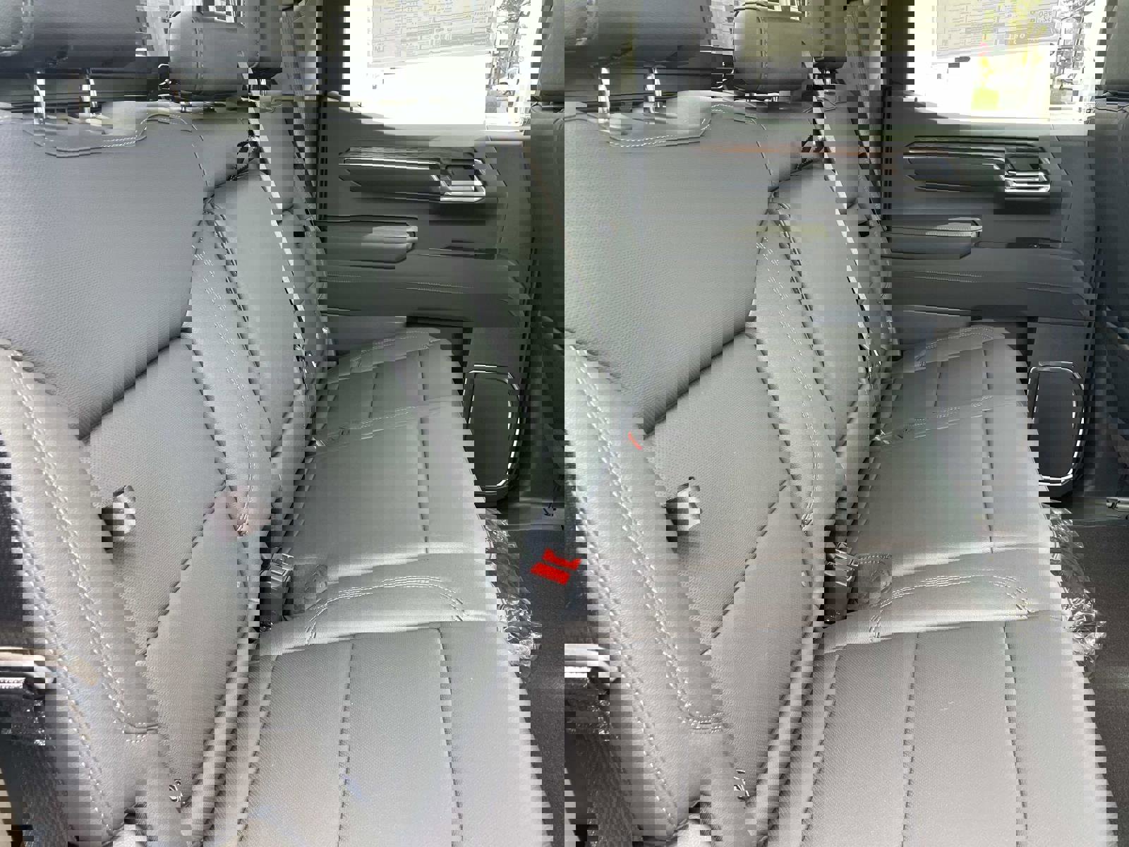 New 2026 GMC Sierra 1500 SLT w/ SLT Premium Package image 26