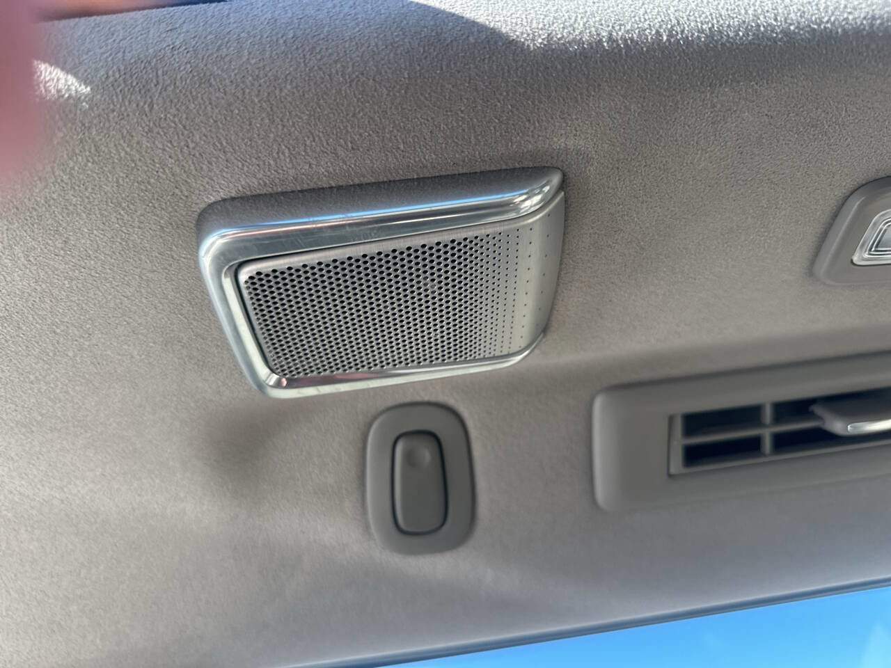 Used 2021 Cadillac Escalade Sport Platinum image 36