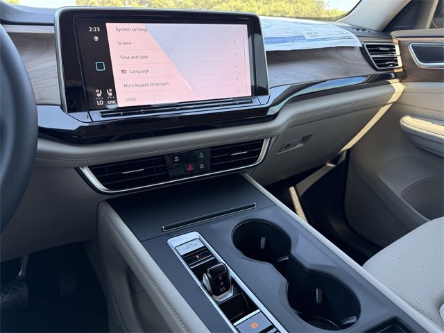 New 2026 Volkswagen Atlas SE image 13