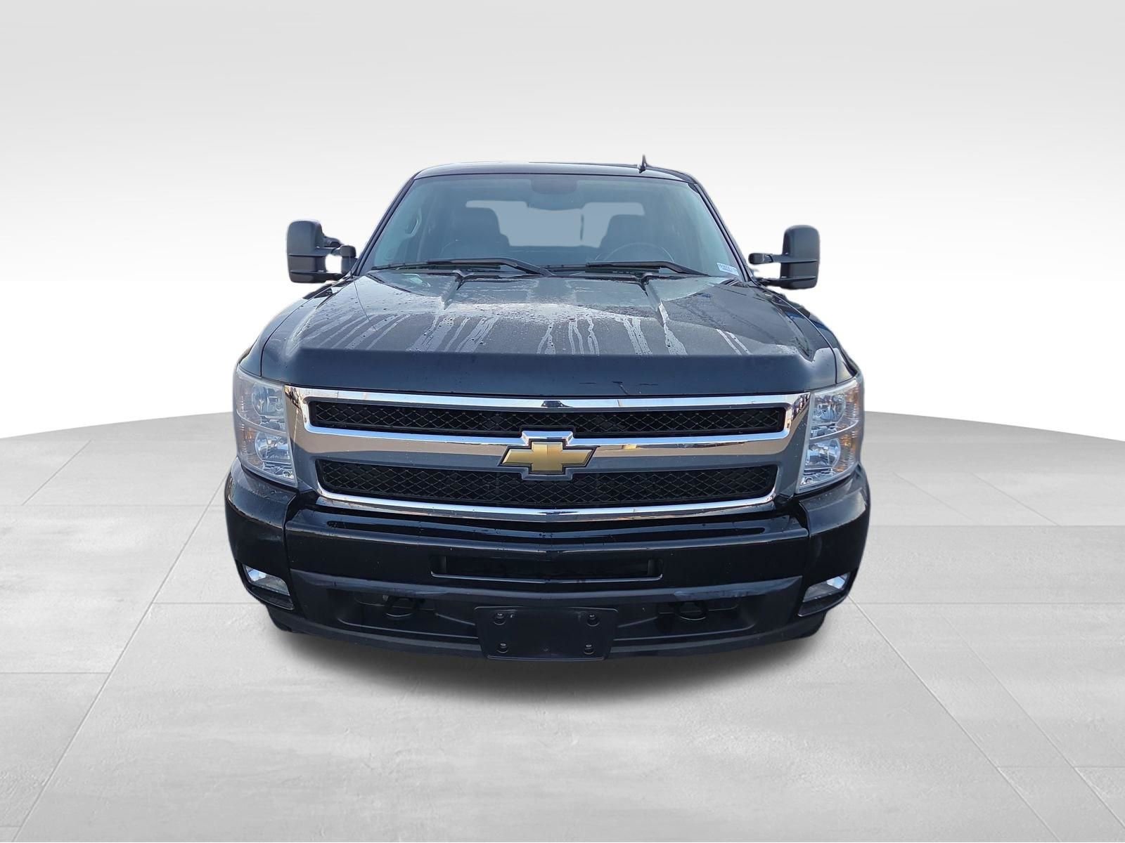 Used 2011 Chevrolet Silverado 1500 LTZ w/ Max Trailering Pack image 9