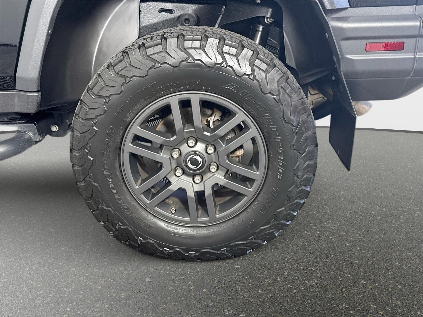 Used 2024 INEOS Grenadier AWD/4WD image 29