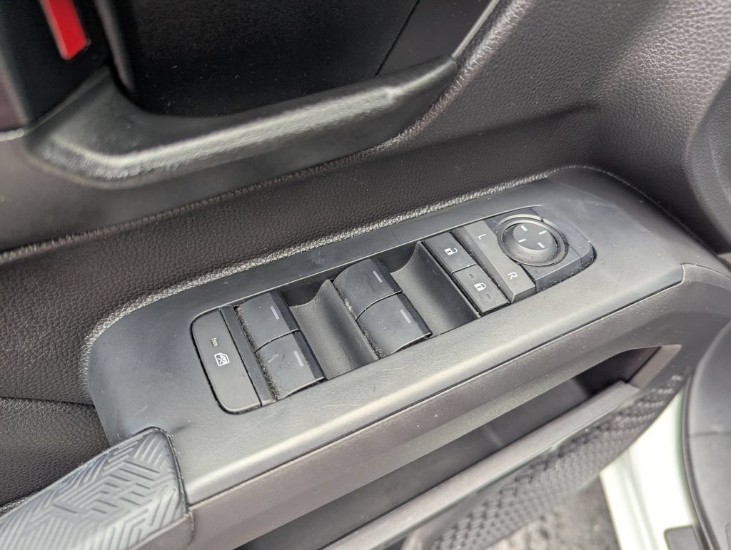 Used 2025 Toyota Tacoma SR5 RWD image 11