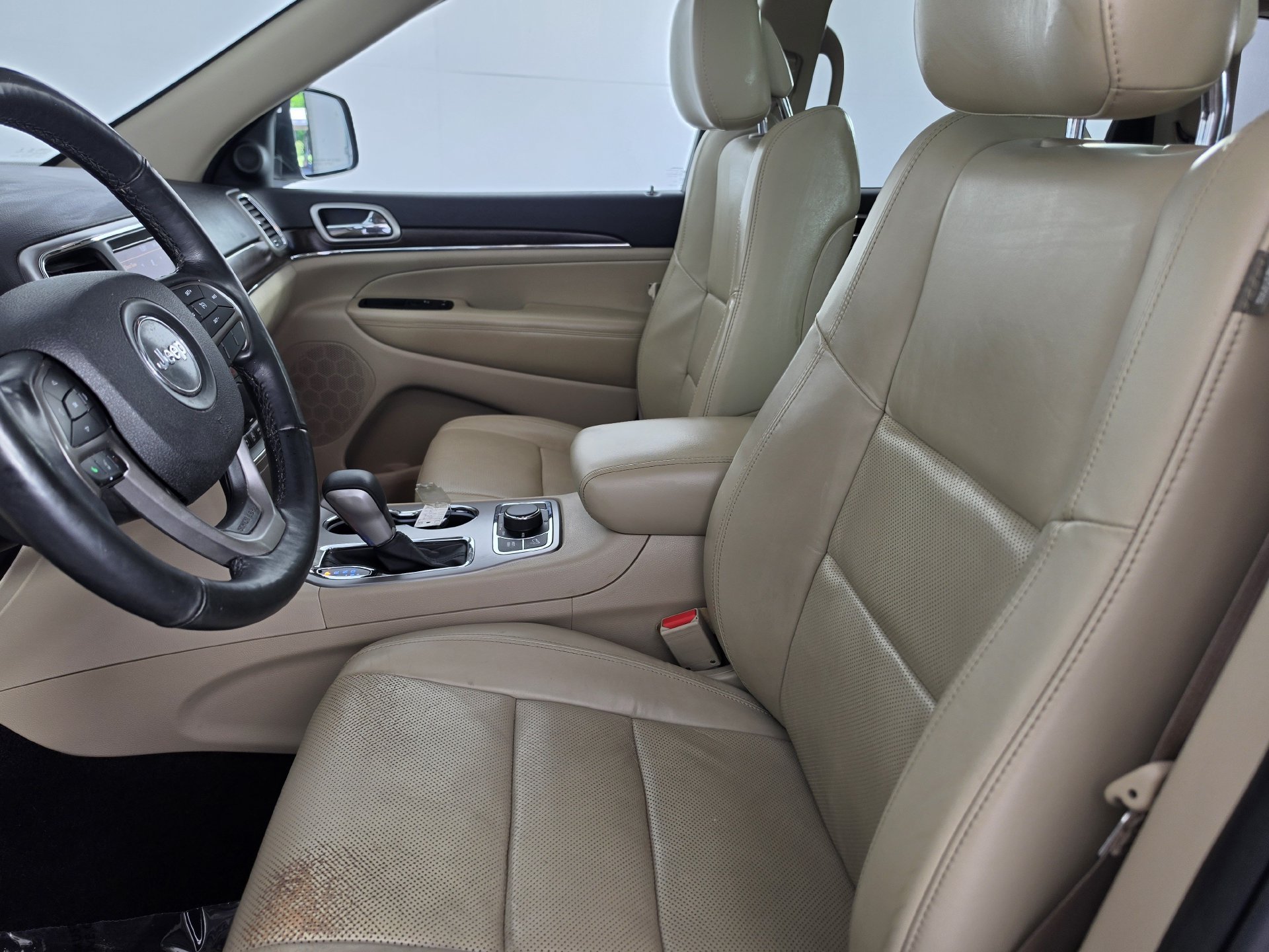 Used 2018 Jeep Grand Cherokee Limited w/ Luxury Group II AWD/4WD image 15
