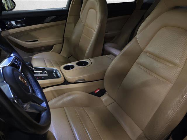 Used 2018 Porsche Panamera 4 image 16