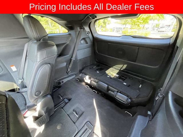 Used 2025 Toyota Sienna Platinum AWD/4WD image 17