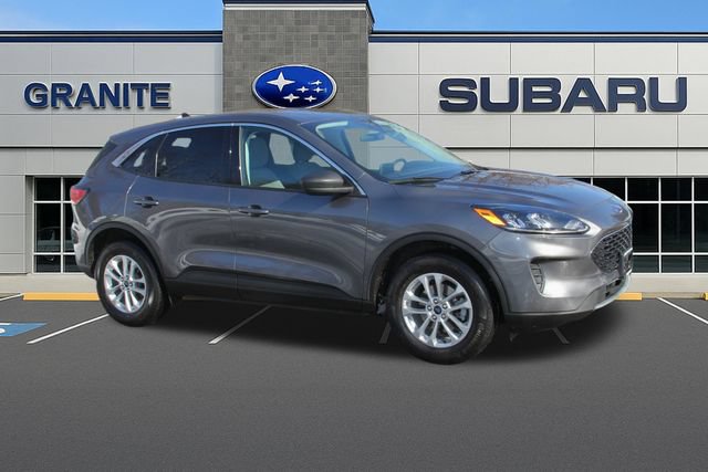 Used 2022 Ford Escape SE w/ Cold Weather Package AWD/4WD image 5