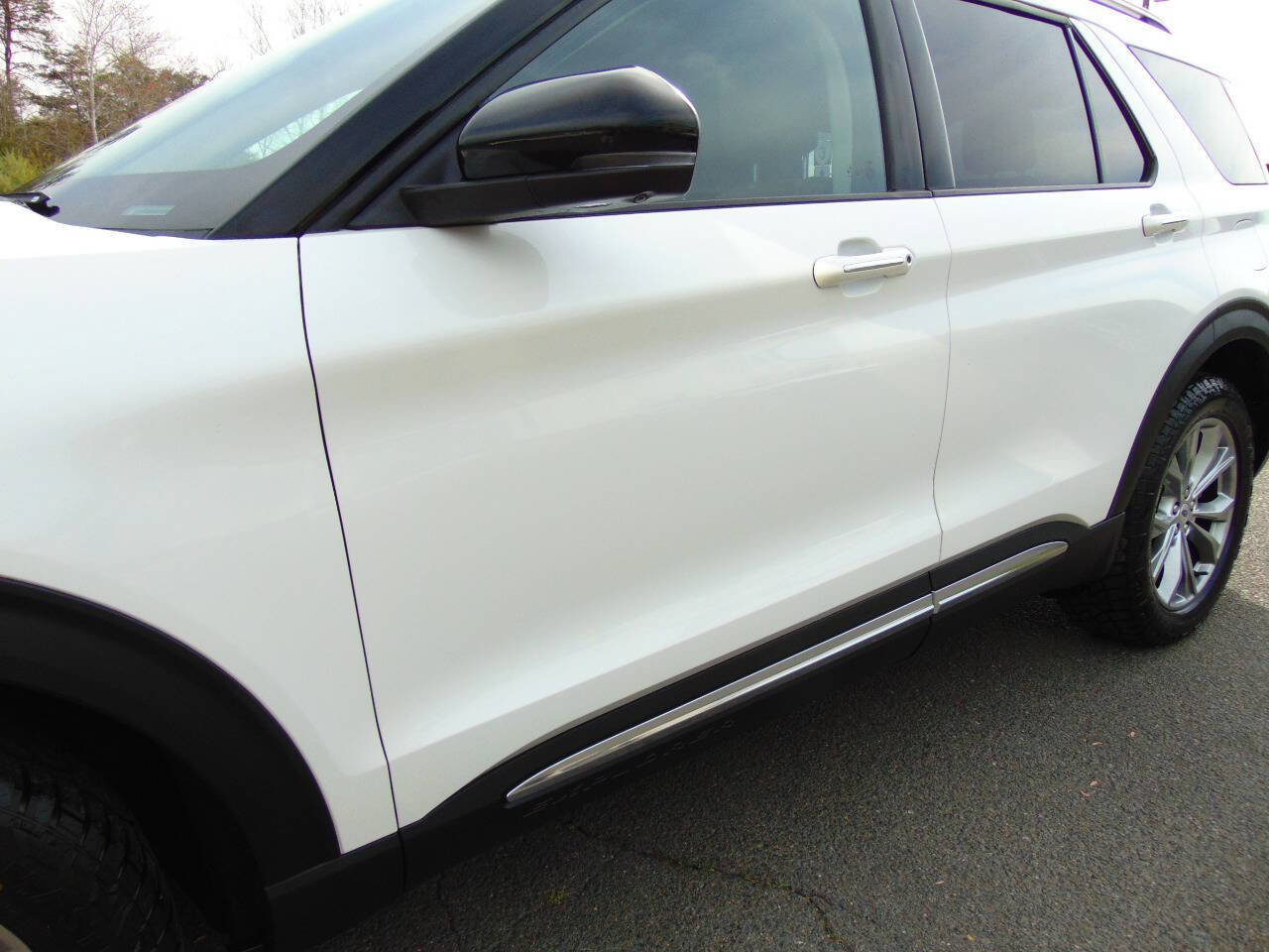 Used 2021 Ford Explorer Limited AWD/4WD image 28
