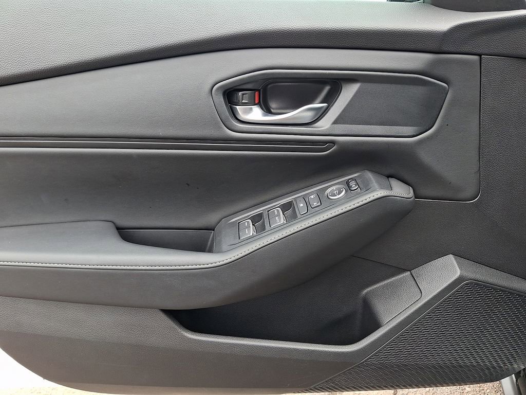 Used 2023 Honda Accord Sport image 12