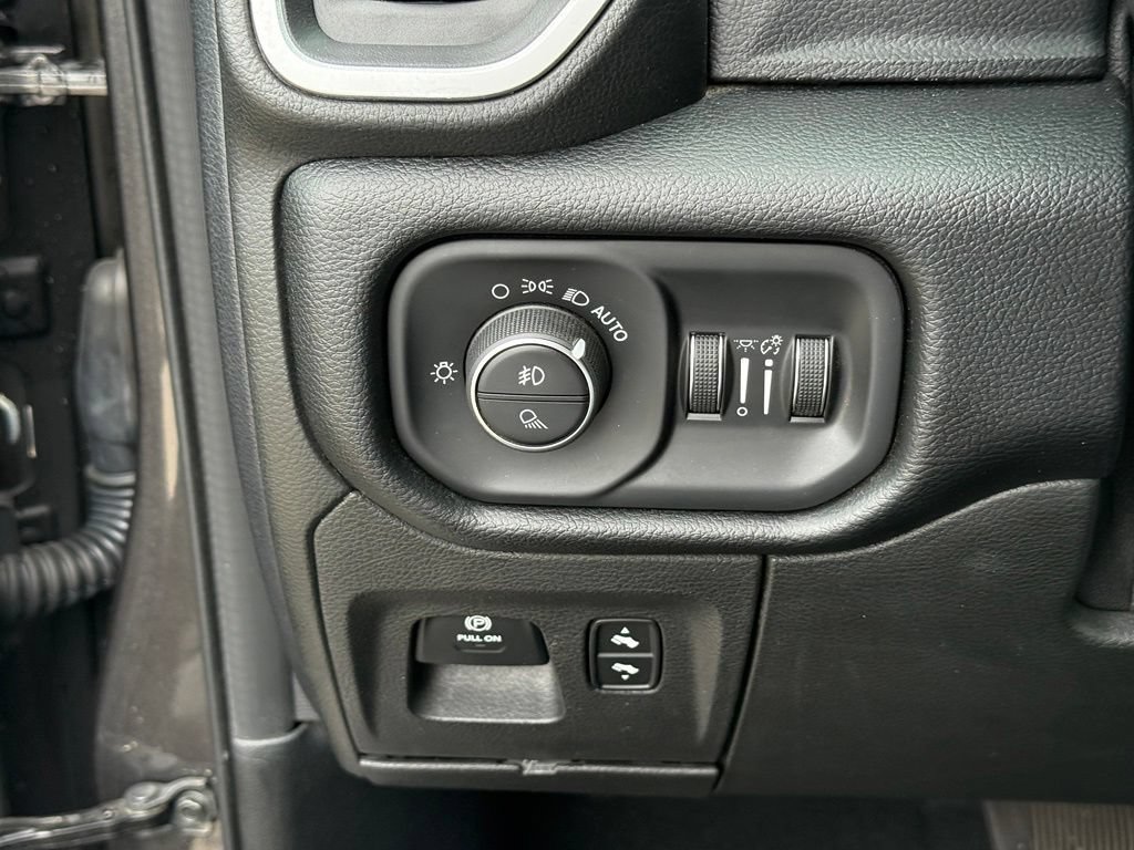 Used 2019 RAM 1500 Big Horn AWD/4WD image 20