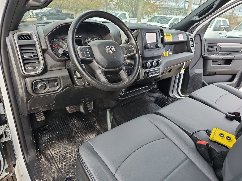 New 2024 RAM 4500 Tradesman image 16