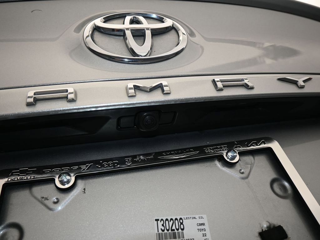 Used 2022 Toyota Camry SE image 38