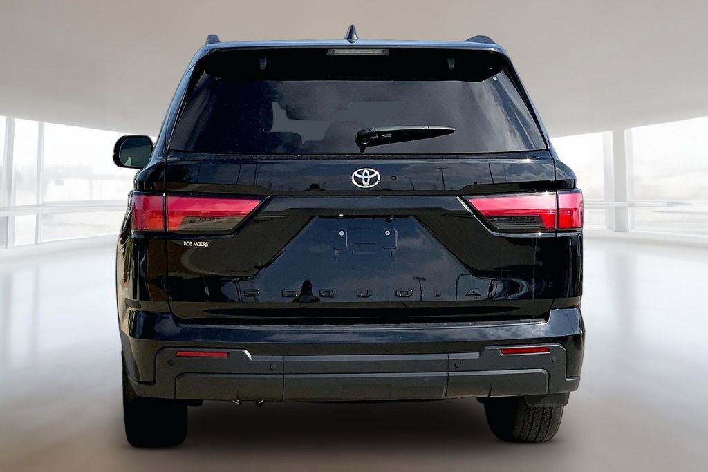 Used 2024 Toyota Sequoia SR5 w/ SR5 Premium Package AWD/4WD image 4