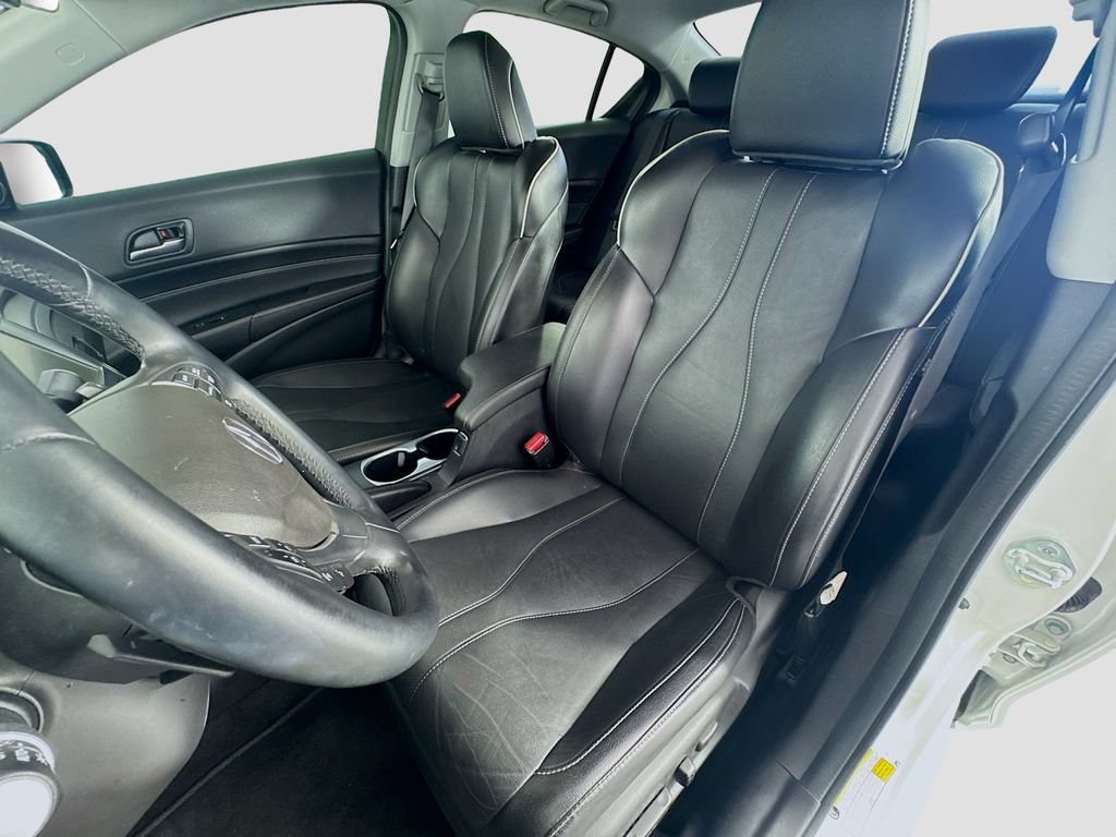 Used 2021 Acura ILX w/ Premium Package FWD image 11