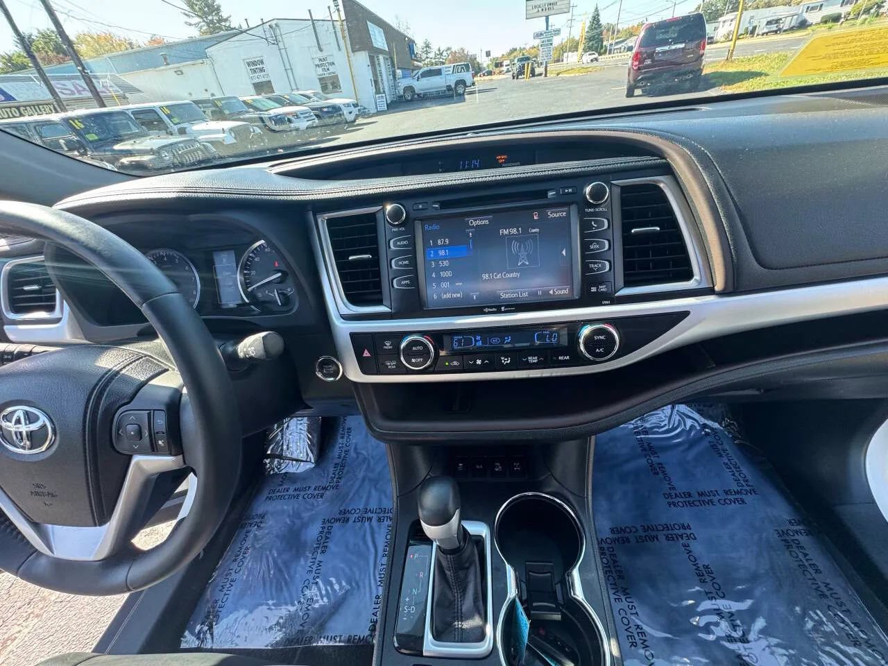 Used 2014 Toyota Highlander XLE AWD/4WD image 15