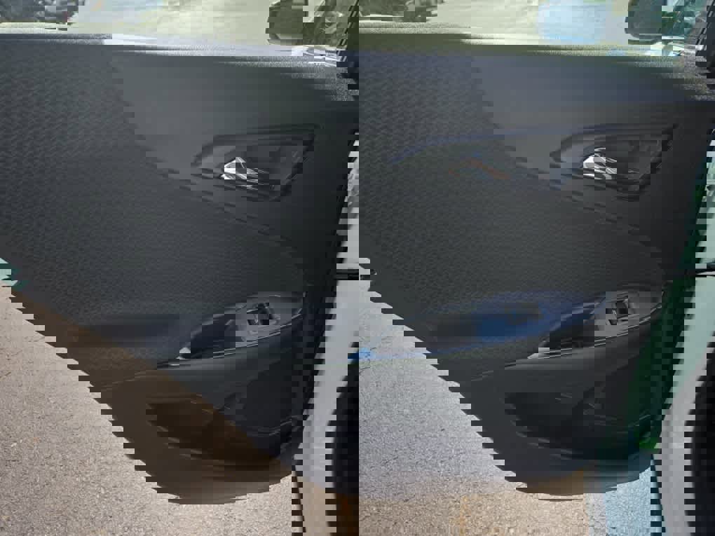 New 2025 Chevrolet Malibu LT FWD image 25