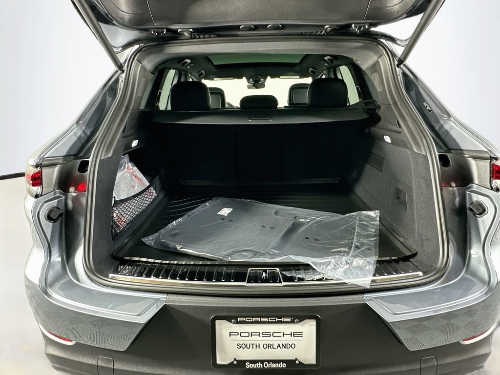 New 2026 Porsche Cayenne AWD/4WD image 28