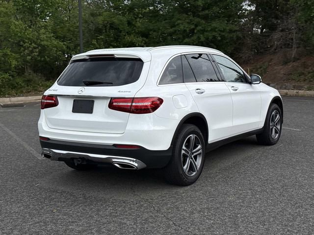 Used 2019 Mercedes-Benz GLC 300 4MATIC image 2