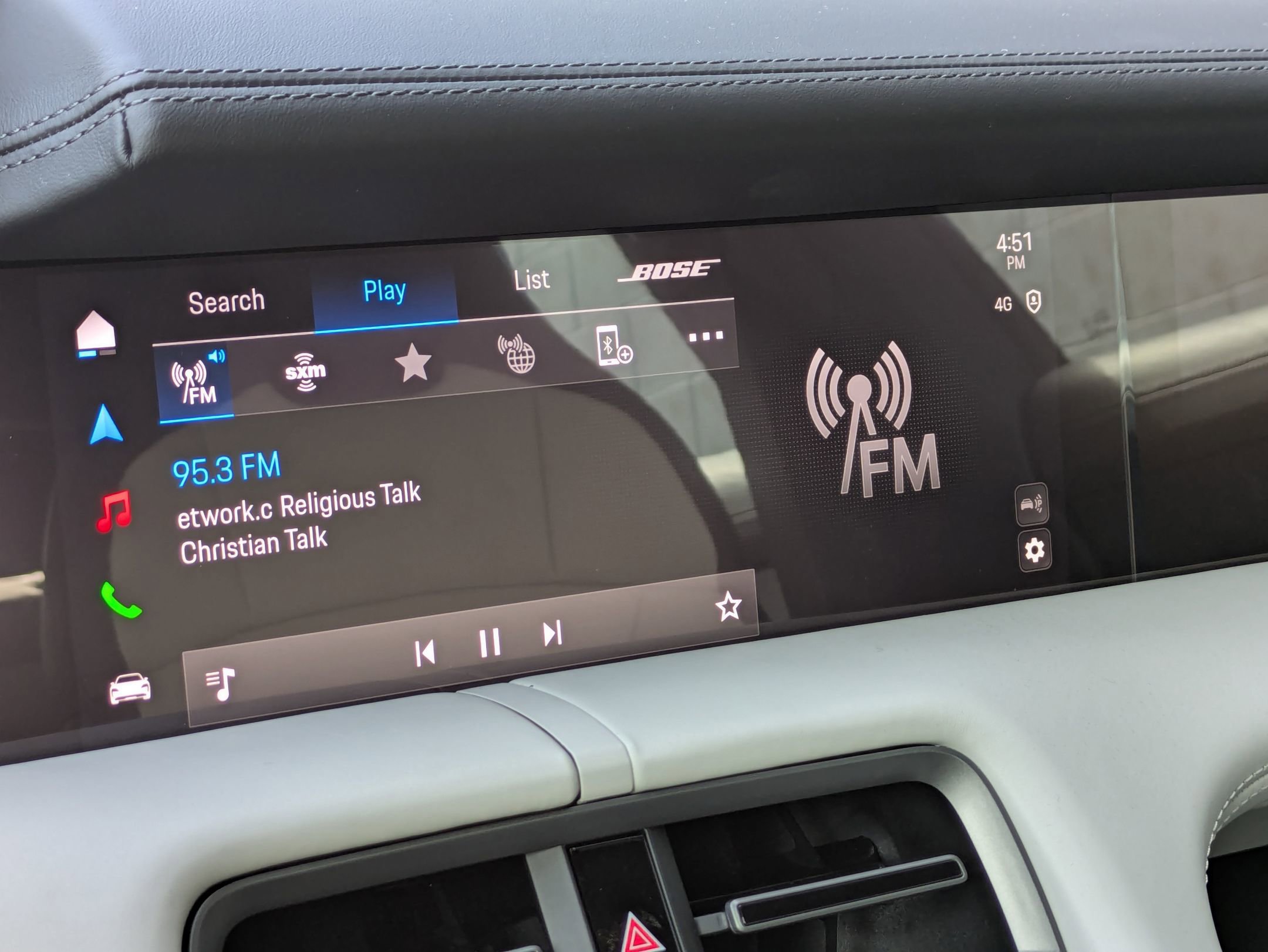 New 2025 Porsche Taycan image 17