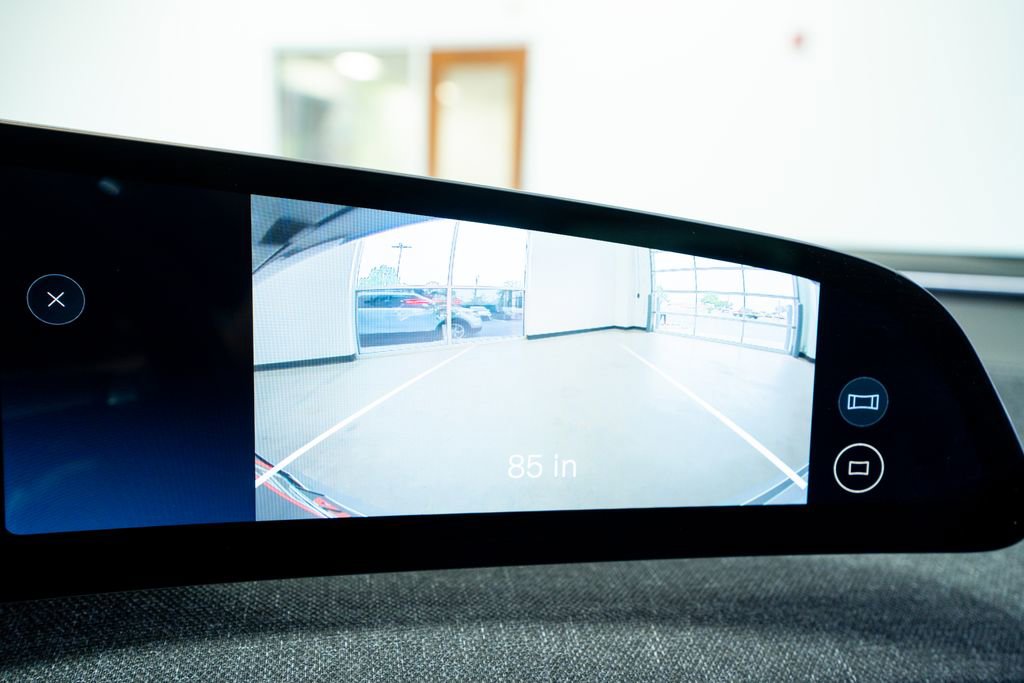 Used 2024 Lucid Air Pure RWD image 39