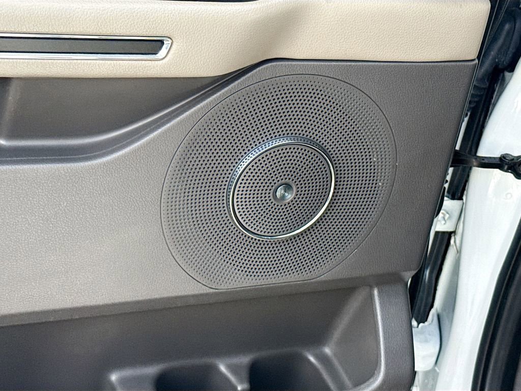 Used 2020 Ford Expedition Limited image 20