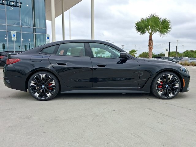 New 2026 BMW M440i w/ Premium Package RWD image 8