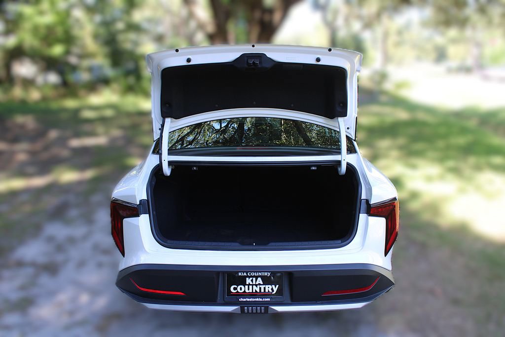 New 2025 Kia K4 EX image 9
