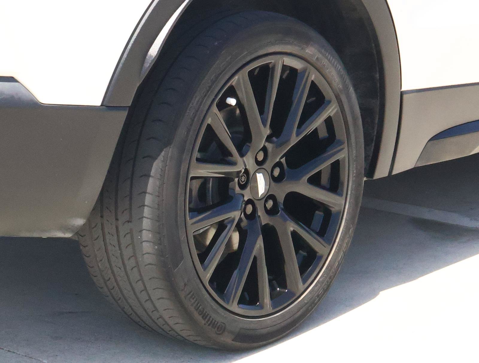 Certified 2023 Cadillac XT4 Sport FWD image 12