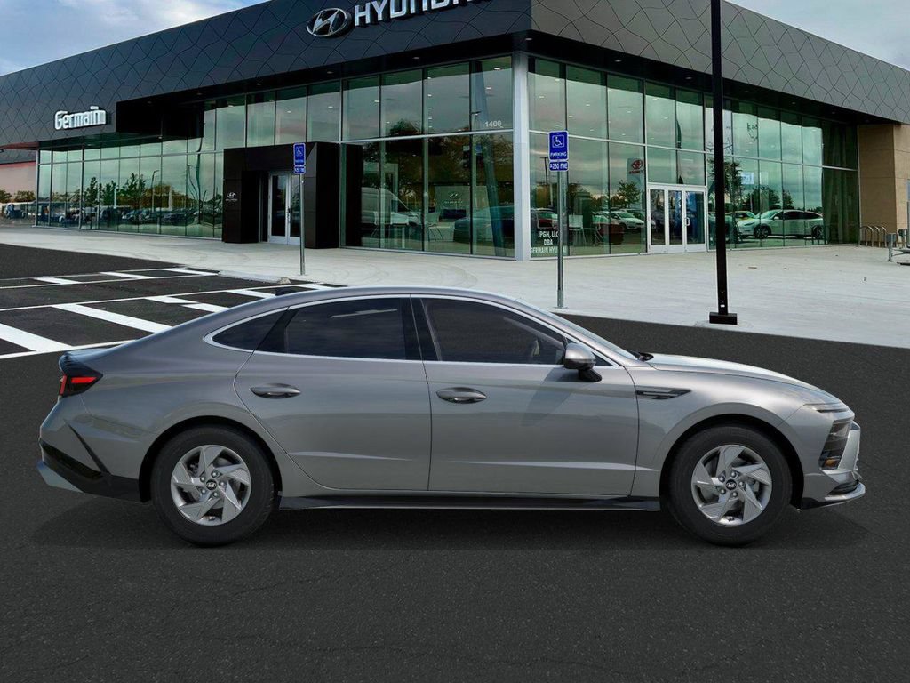 New 2026 Hyundai Sonata SE FWD image 7