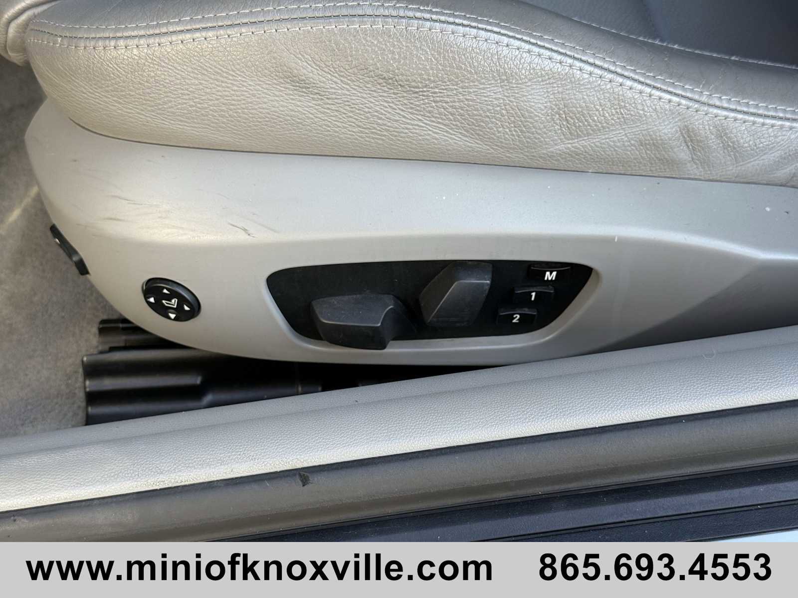 Used 2008 BMW 335i Convertible image 11