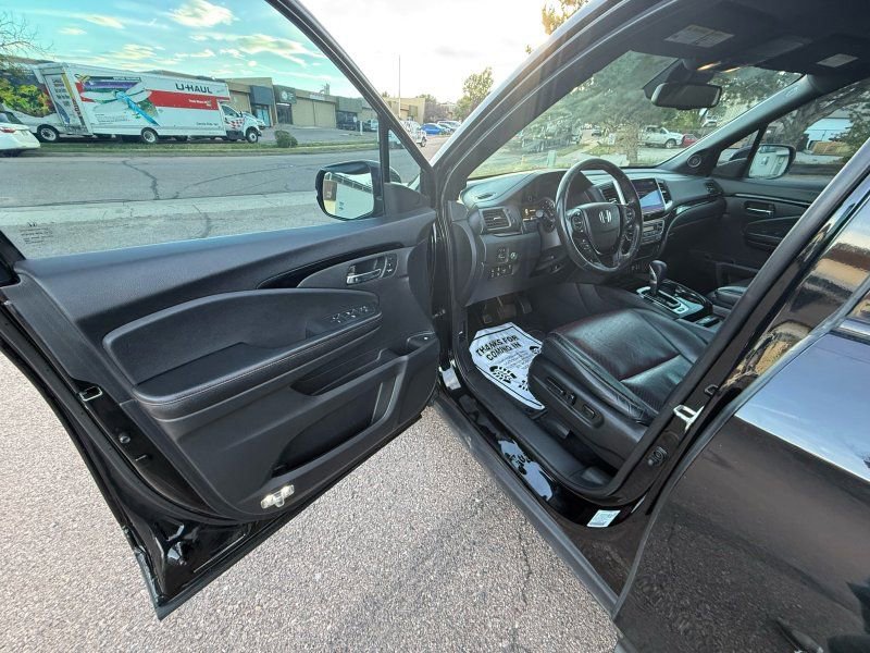 Used 2017 Honda Ridgeline Black Edition image 13