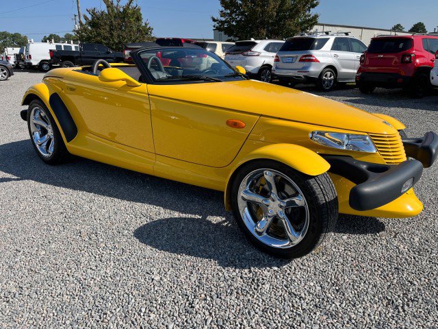 Used 2002 Chrysler Prowler image 4