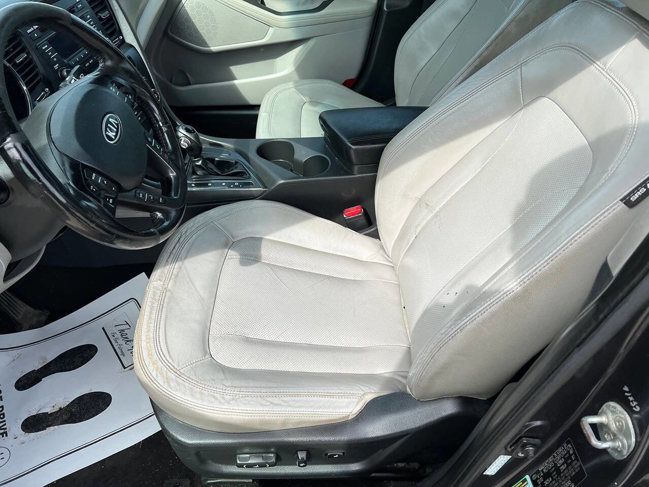 Used 2011 Kia Optima EX FWD image 10