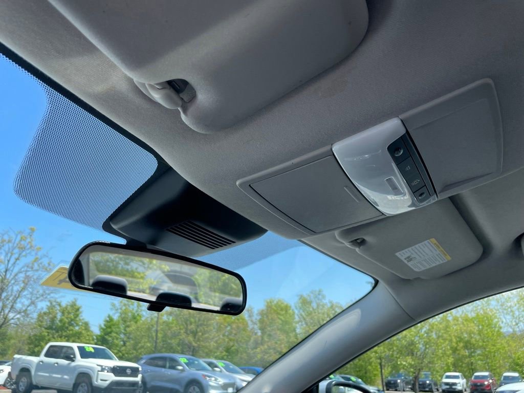 Certified 2021 Nissan Sentra SV FWD image 22
