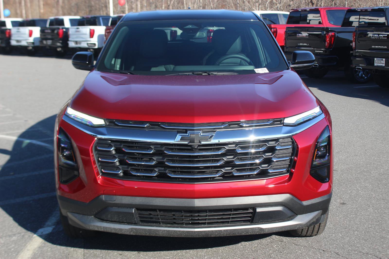 New 2026 Chevrolet Equinox LT w/ Convenience Package II image 2