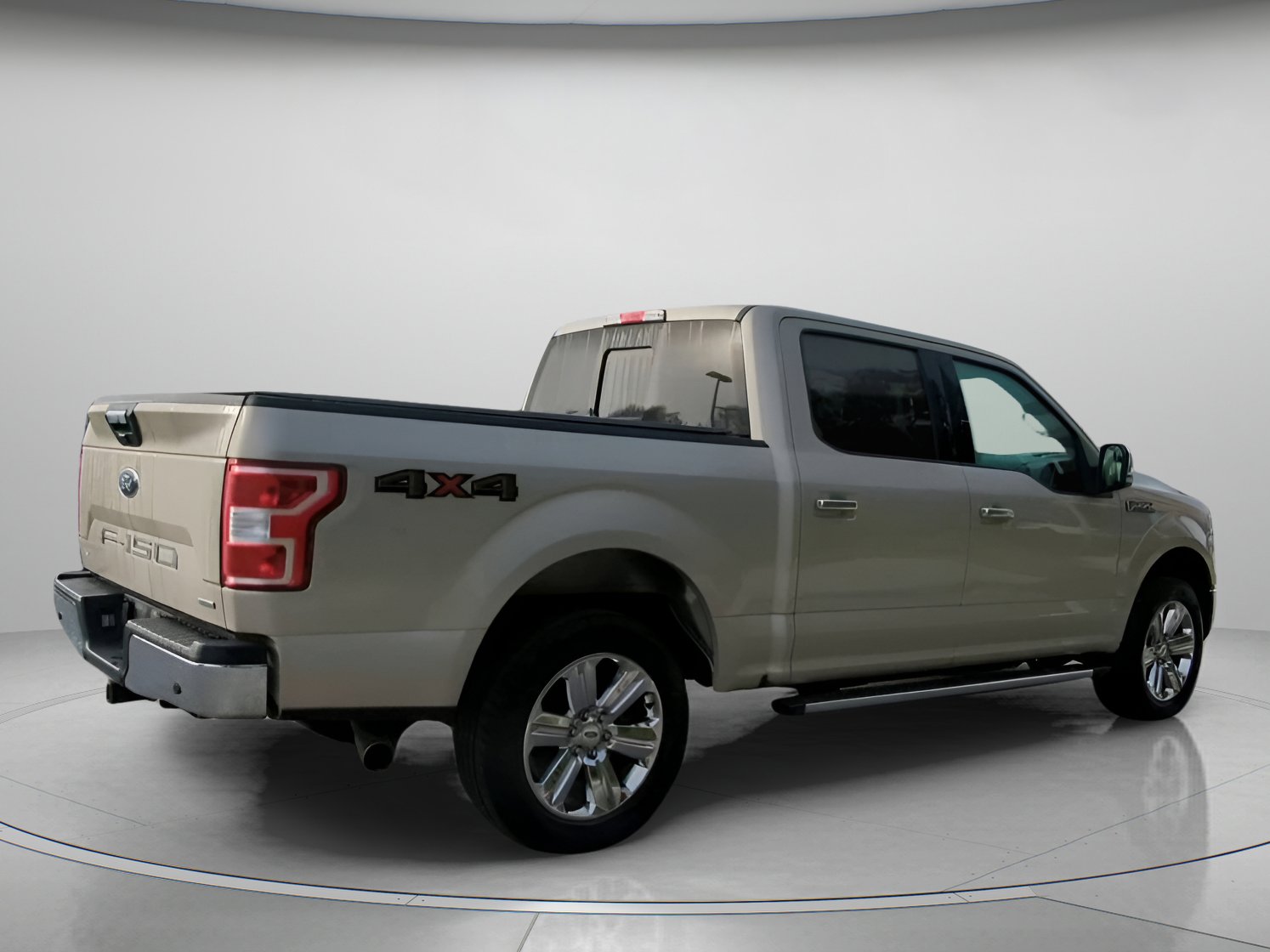 Certified 2018 Ford F150 XLT w/ Equipment Group 302A Luxury image 27