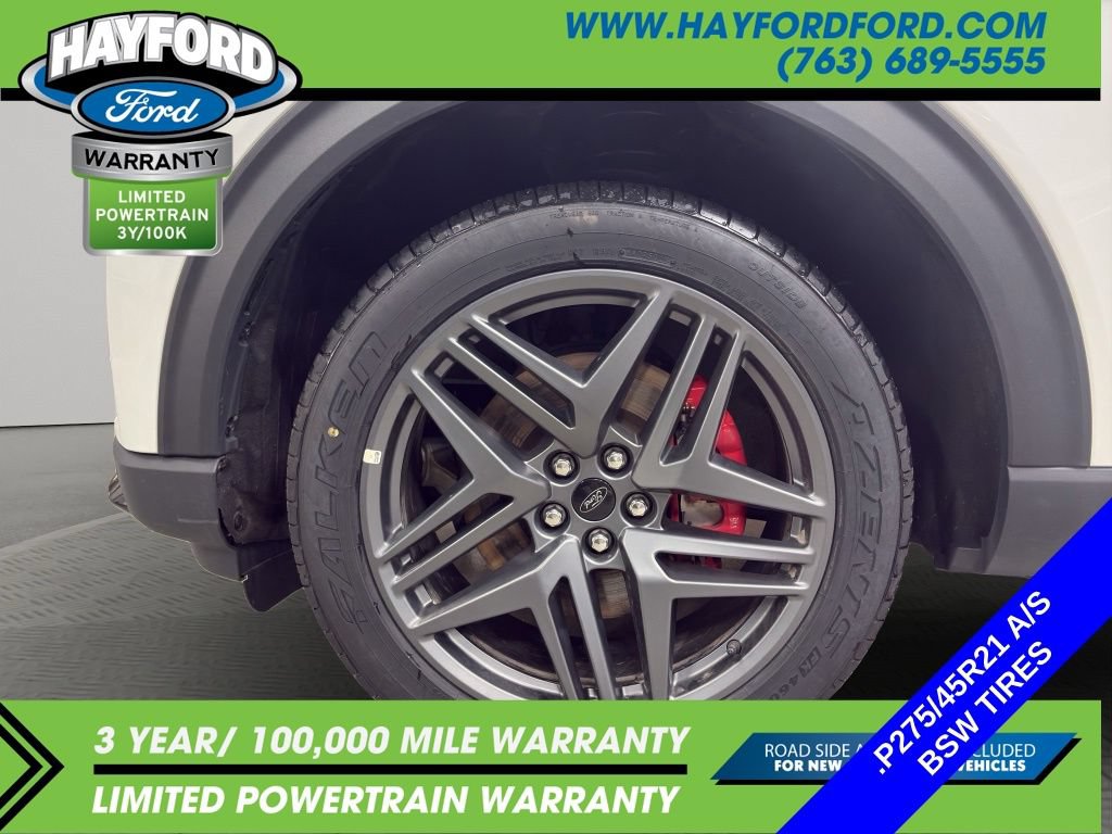 Used 2025 Ford Explorer ST-Line w/ ST-Line Street Pack AWD/4WD image 24