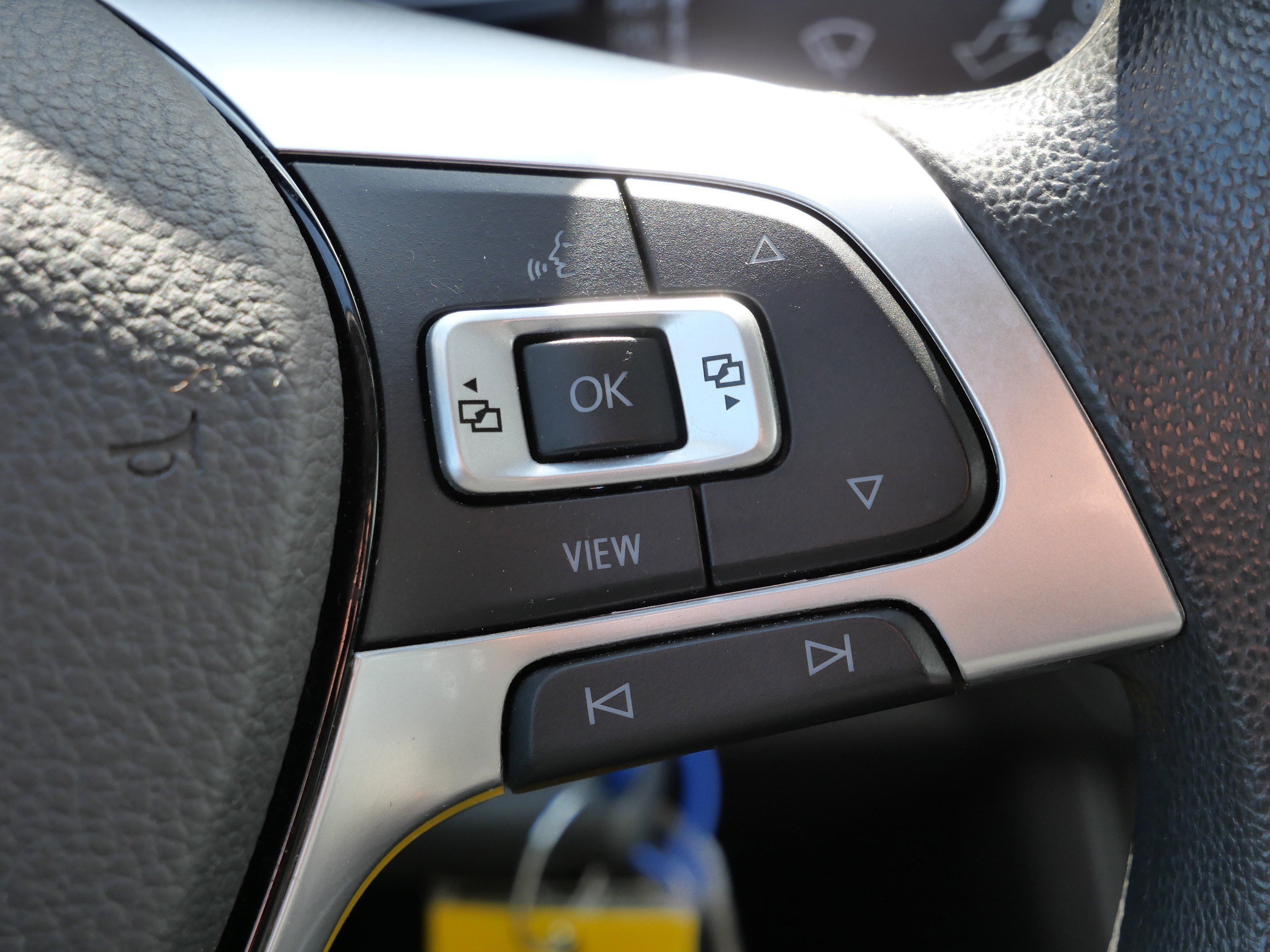 Certified 2020 Volkswagen Jetta S w/ Driver Assistance Package FWD image 31