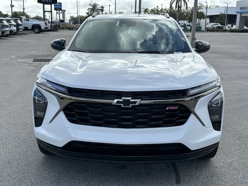 New 2026 Chevrolet Trax RS w/ Sunroof Package image 3