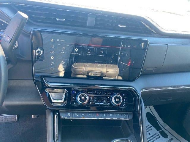 Used 2025 GMC Sierra 2500 AT4X w/ AT4X AEV Edition AWD/4WD image 14
