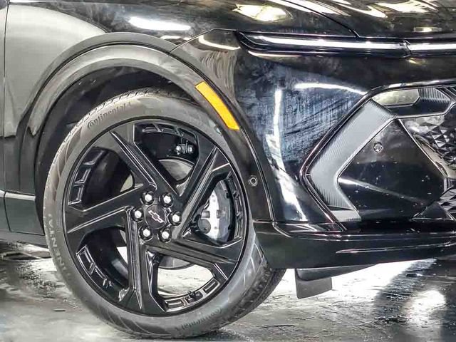 Certified 2024 Chevrolet Equinox EV RS FWD image 4