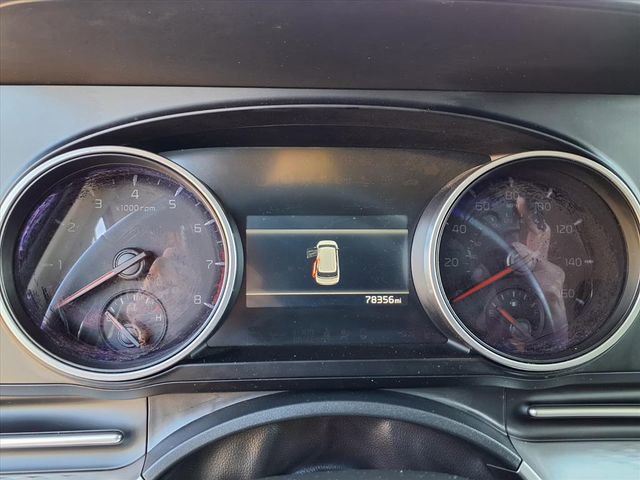 Used 2024 Kia Carnival LX image 13