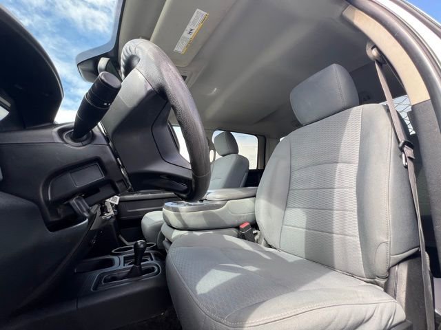 Used 2016 RAM 2500 Tradesman w/ Chrome Appearance Group AWD/4WD image 14