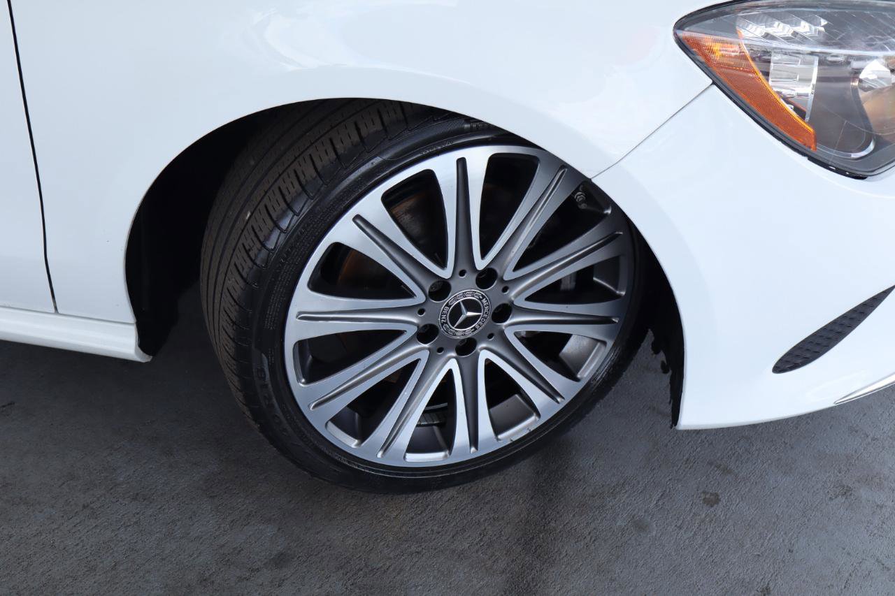 Used 2018 Mercedes-Benz CLA 250 image 3